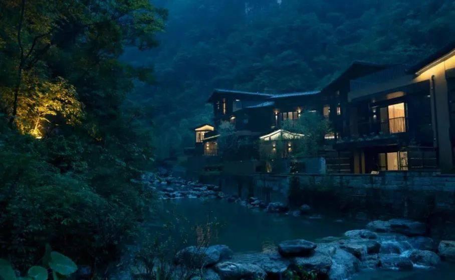 票房破亿,郭富城这个形象也真的是突破,好看笑发财了